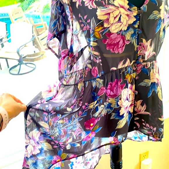 Torrid flowery chiffon Hilo babydoll blouse🌸 - Picture 5 of 9